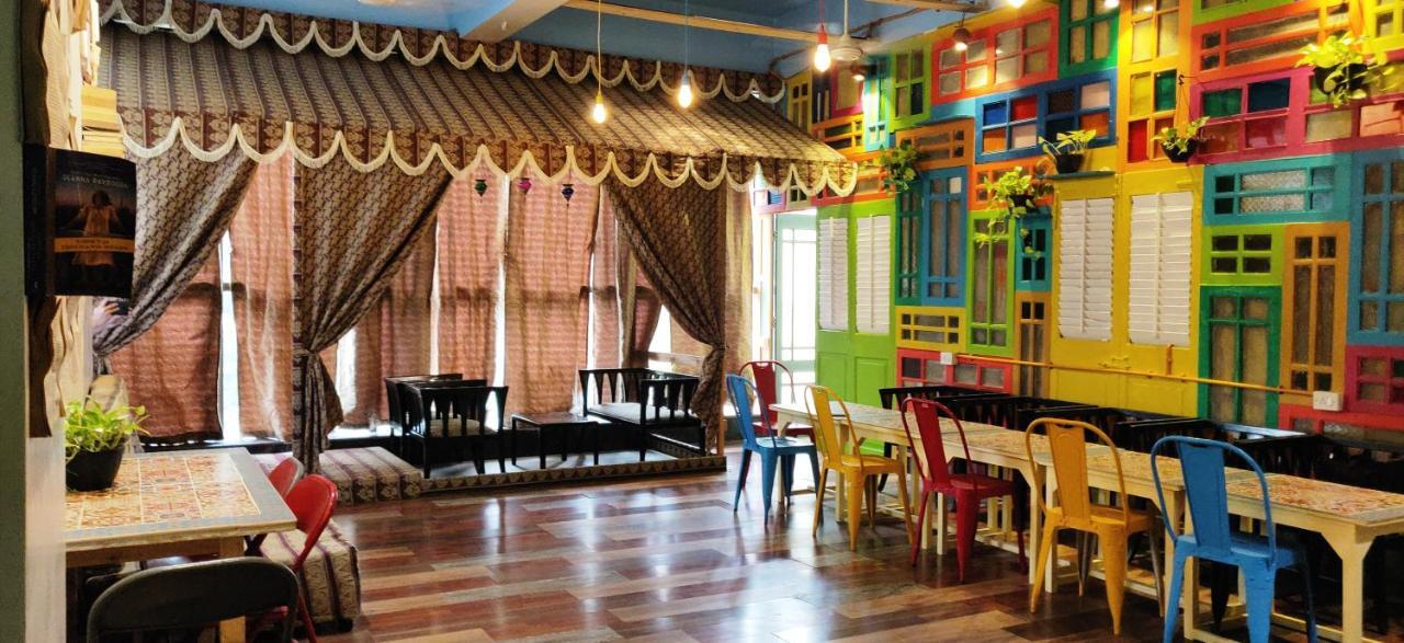 Хостел Salaam Namastey Backpackers Мумбаи Экстерьер фото